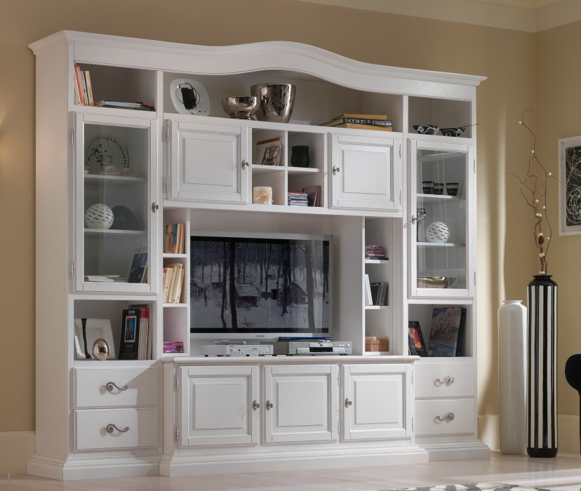 Soggiorno classico laccato bianco con base porta tv Soggiorno classico bianco